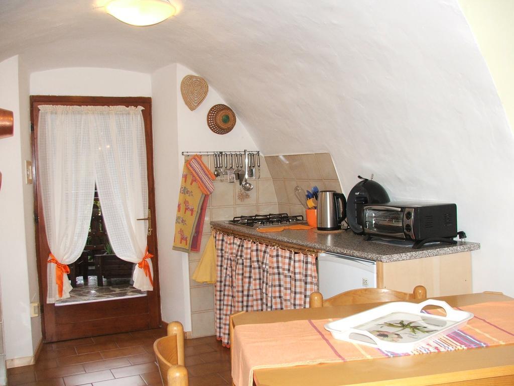 Antica Casa Ortensia Riva del Garda Exterior foto