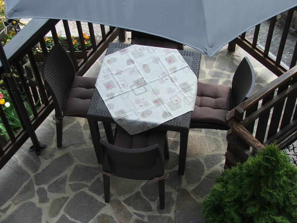 Antica Casa Ortensia Riva del Garda Exterior foto
